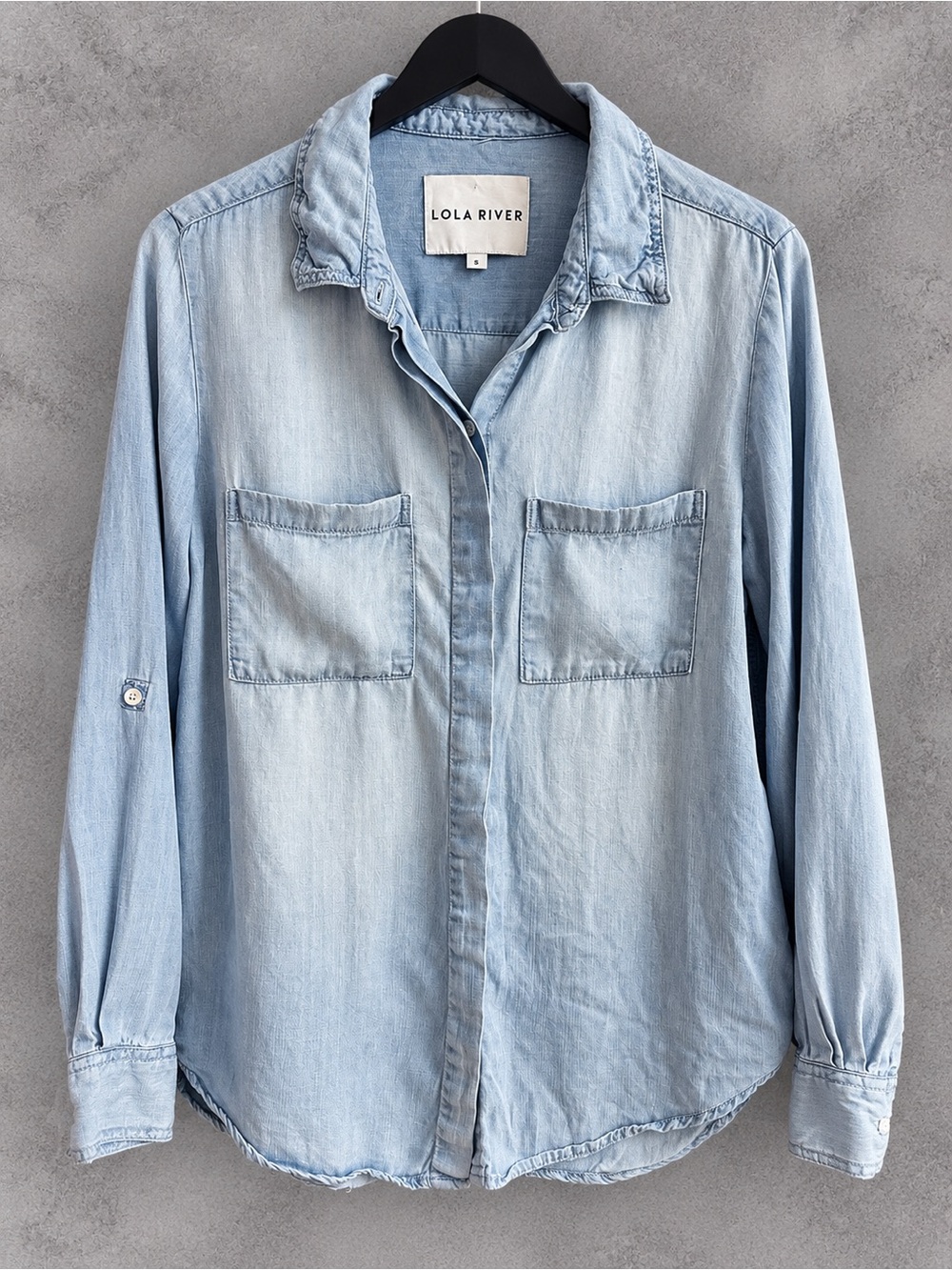 Lola River Tencel Chambray Button Down Shirt Light Wash Blue Size Small